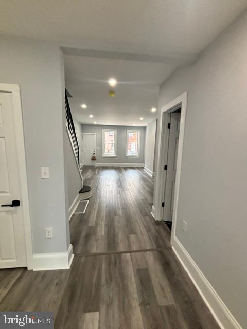 2037 E Cumberland St Property Photo 11