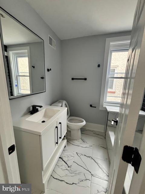 2037 E Cumberland St Property Photo 13