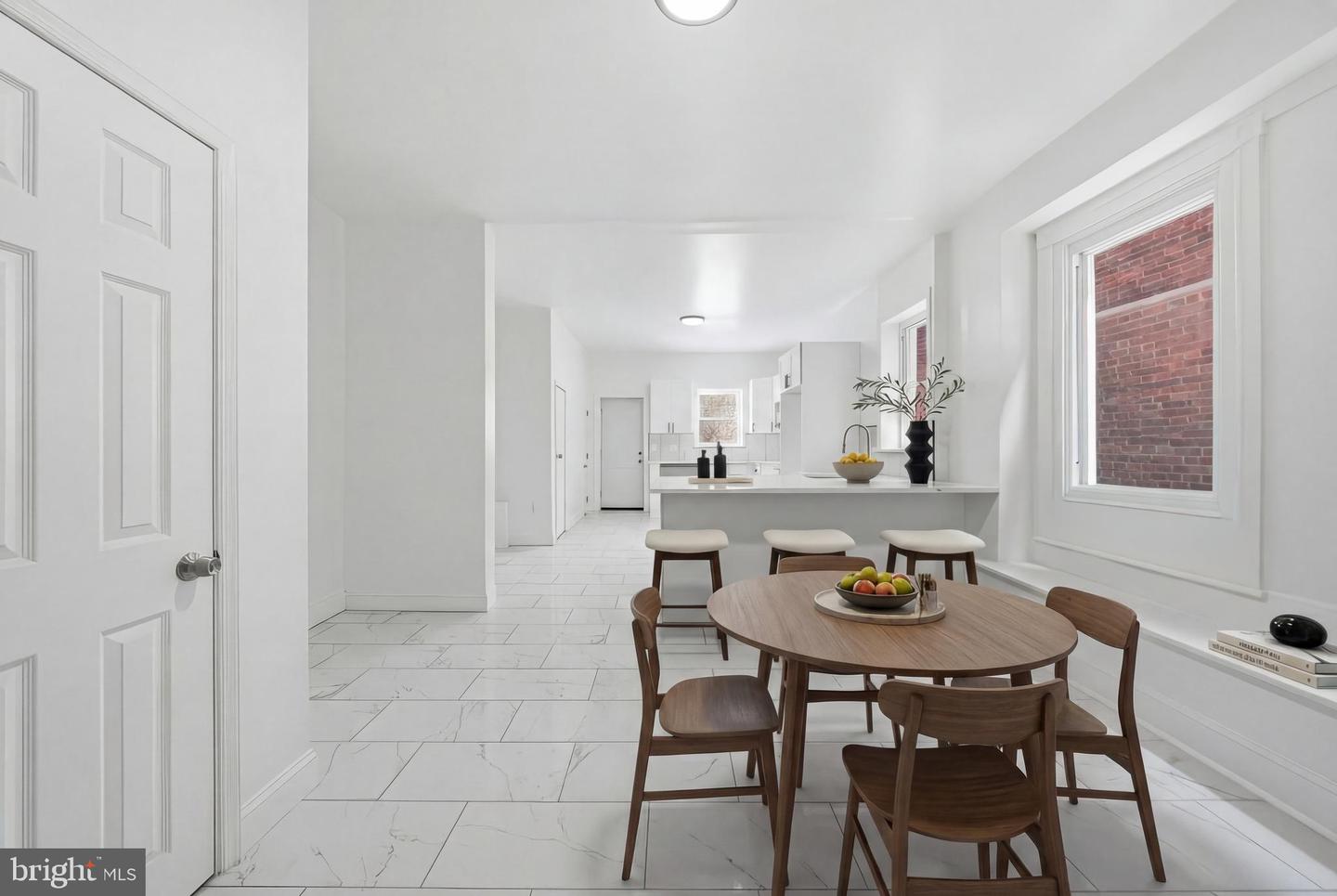 6013 Callowhill St Property Photo 3