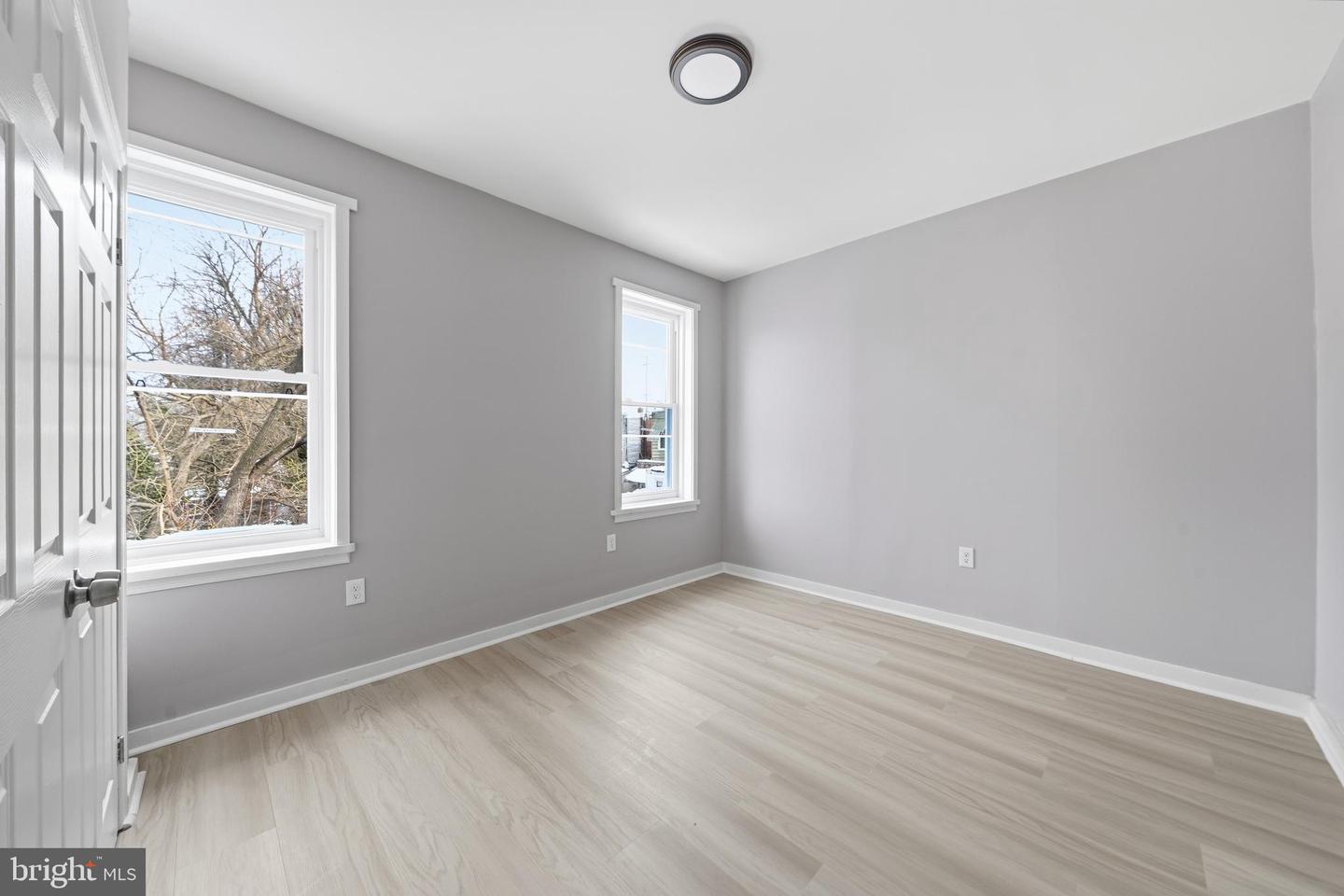 6013 Callowhill St Property Photo 4