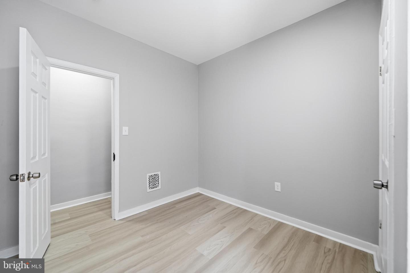 6013 Callowhill St Property Photo 7