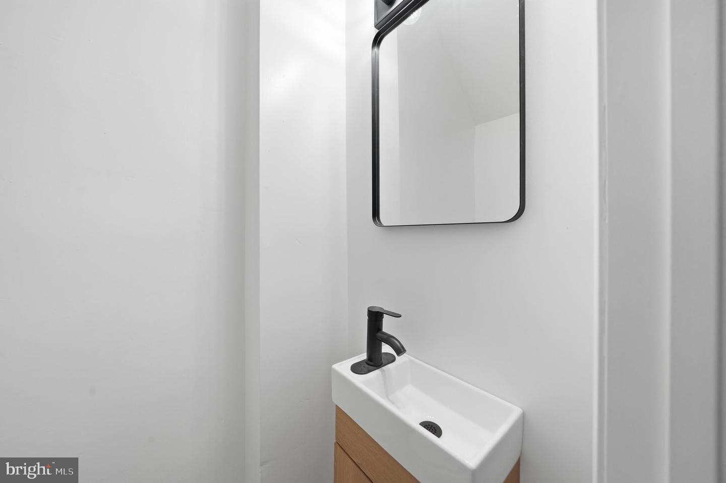 6013 Callowhill St Property Photo 10