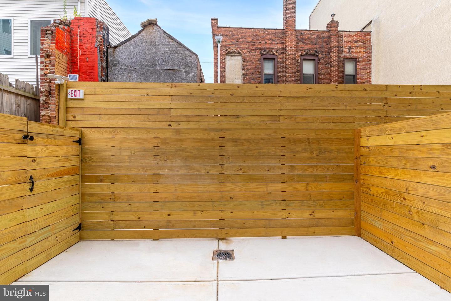 1533-1535 Ridge Ave #105 Property Photo 11