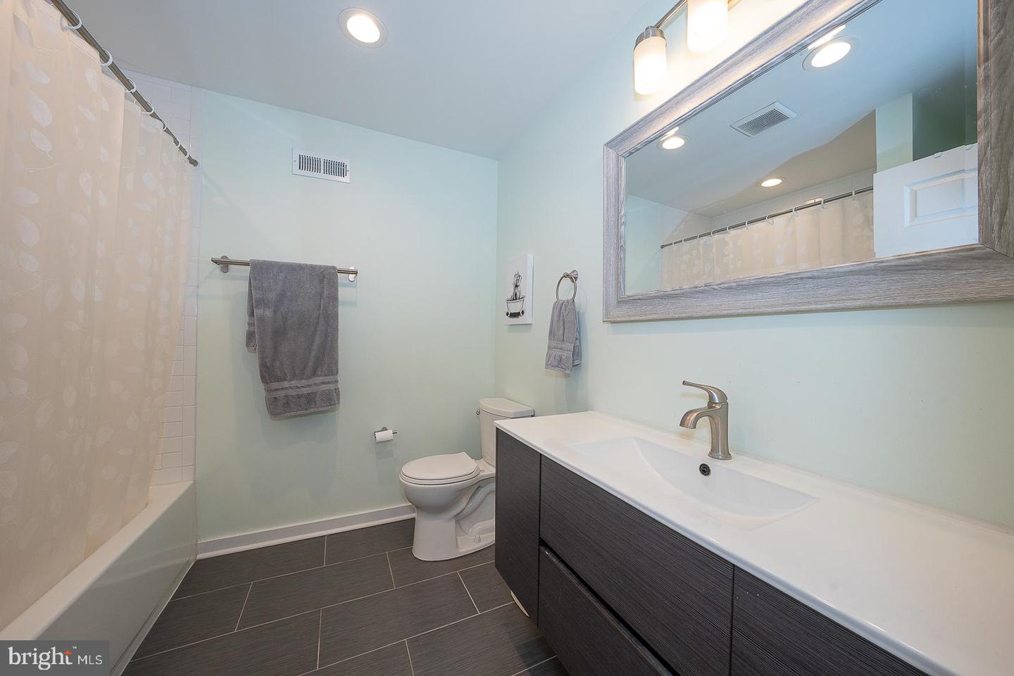 1277 S Ringgold St Property Photo 22