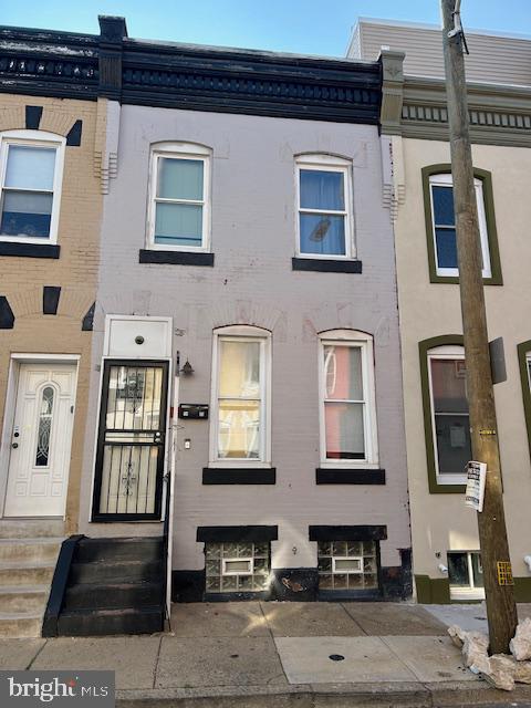 1405 N DOVER ST Property Photo 1