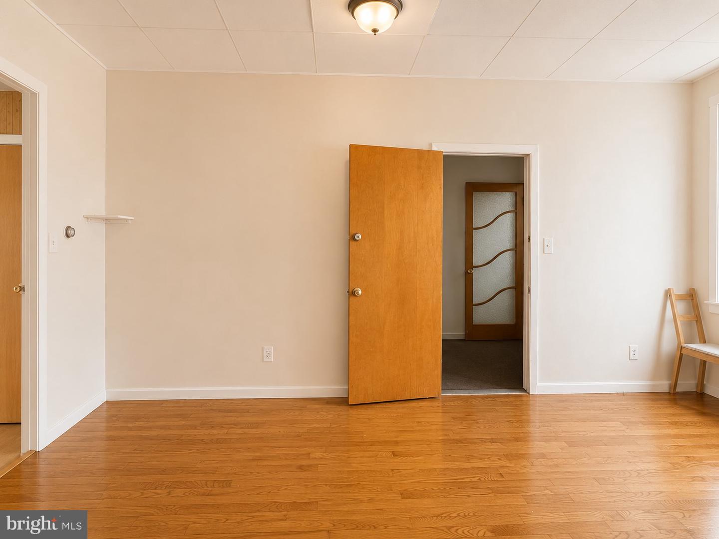 1218 Mckean St Property Photo 3