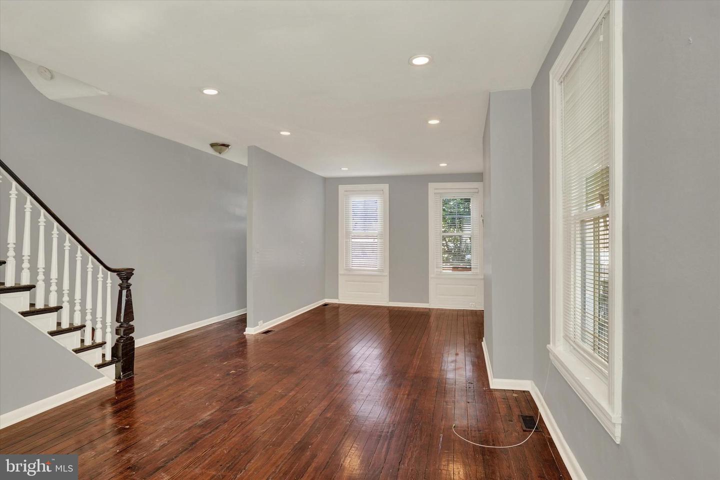 159 Hermitage St Property Photo 3