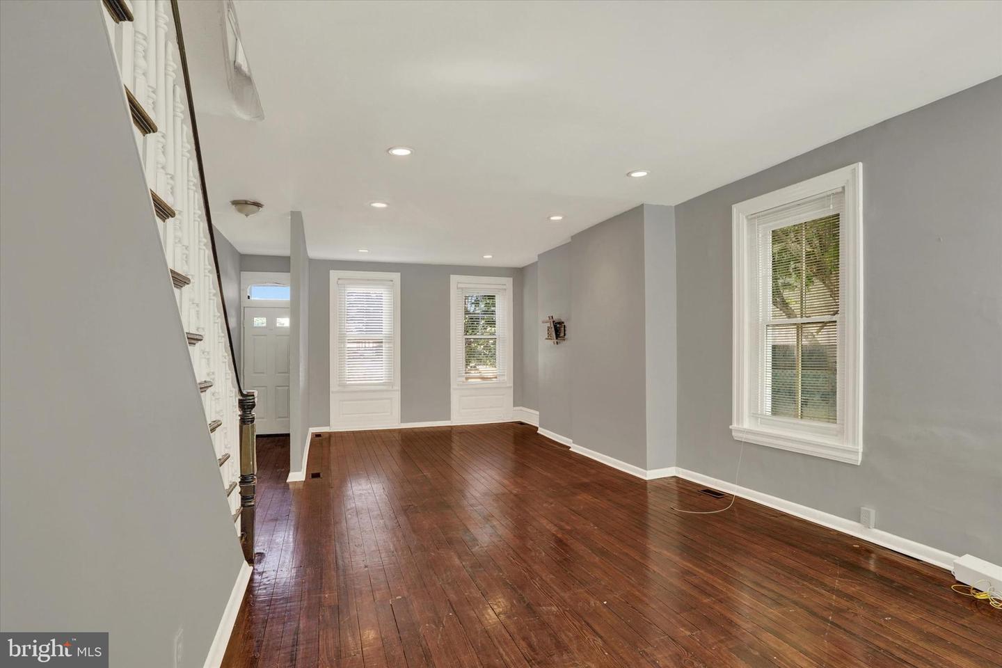 159 Hermitage St Property Photo 4