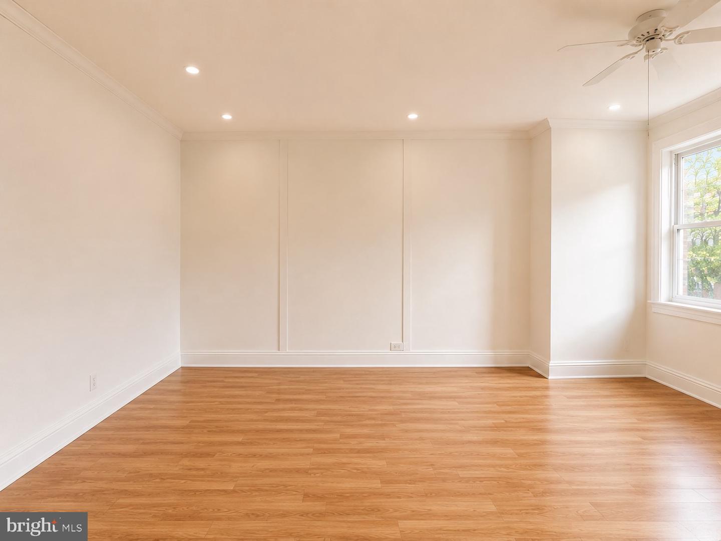 1218 Mckean St Property Photo 6