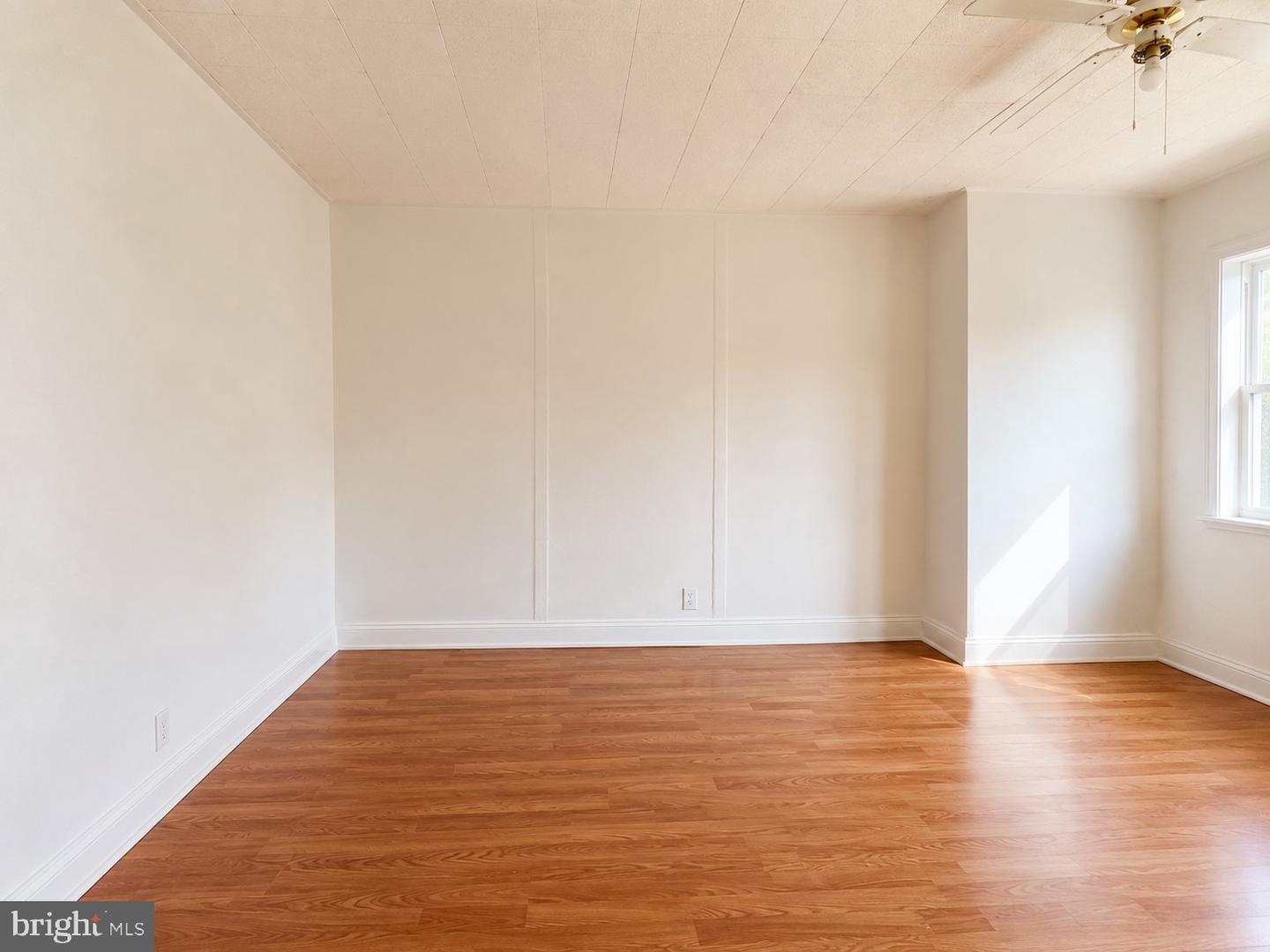 1218 Mckean St Property Photo 9