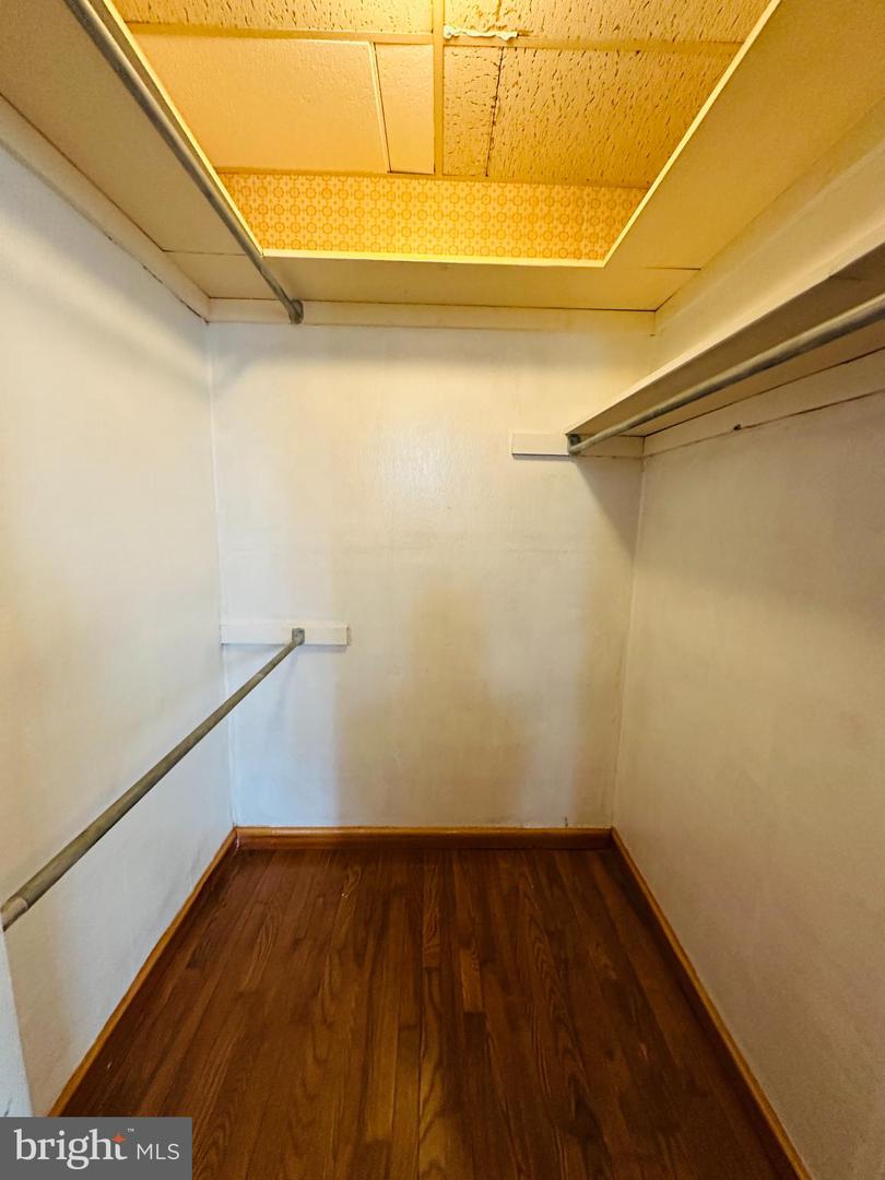 1218 Mckean St Property Photo 17