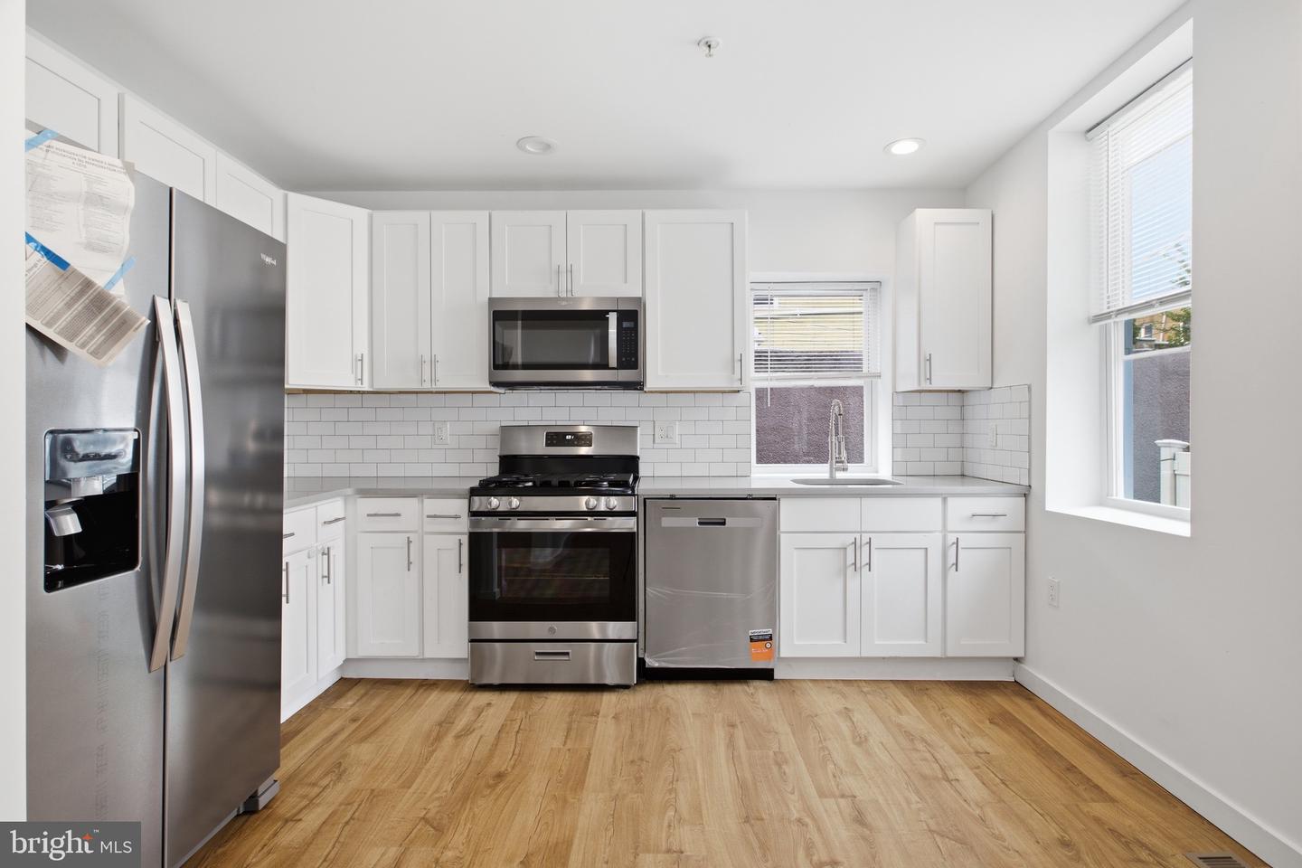2162 E York St #1r Property Photo 4