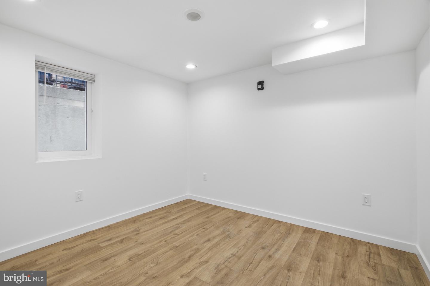 2162 E York St #1r Property Photo 12