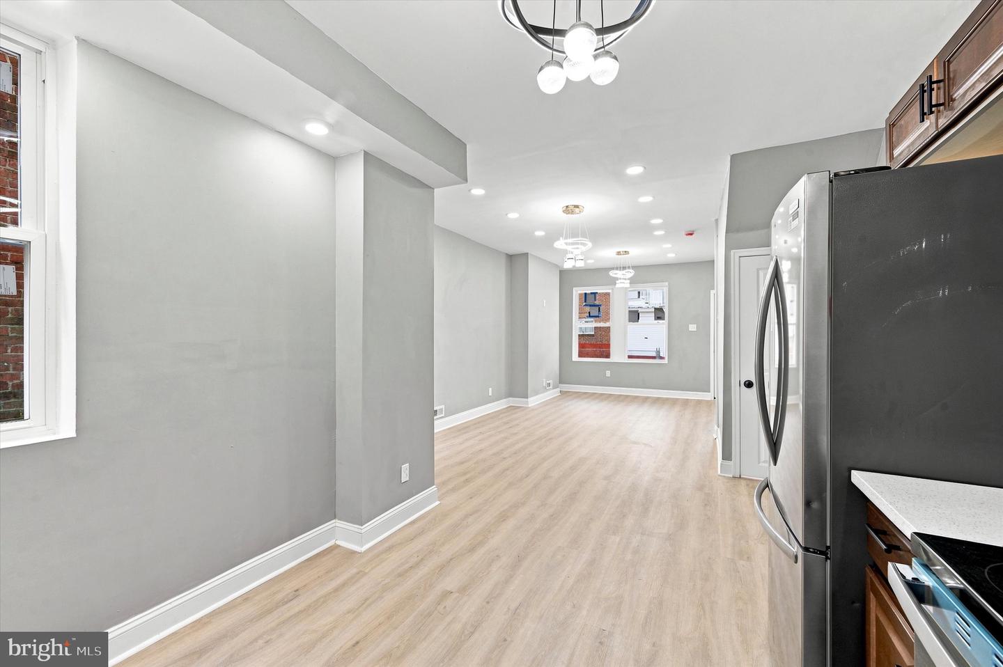 5539 Regent St Property Photo 13