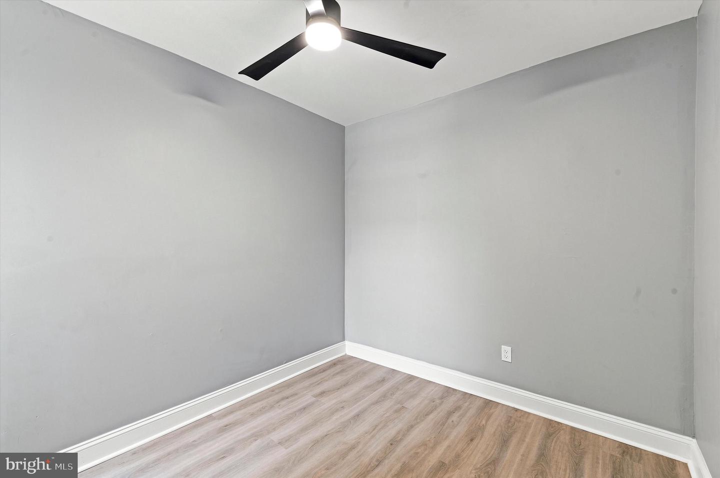5539 Regent St Property Photo 21