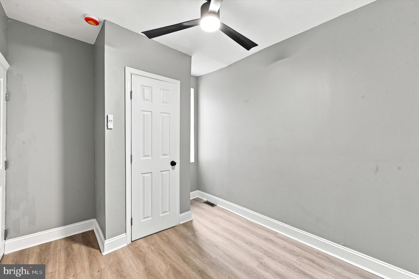 5539 Regent St Property Photo 22