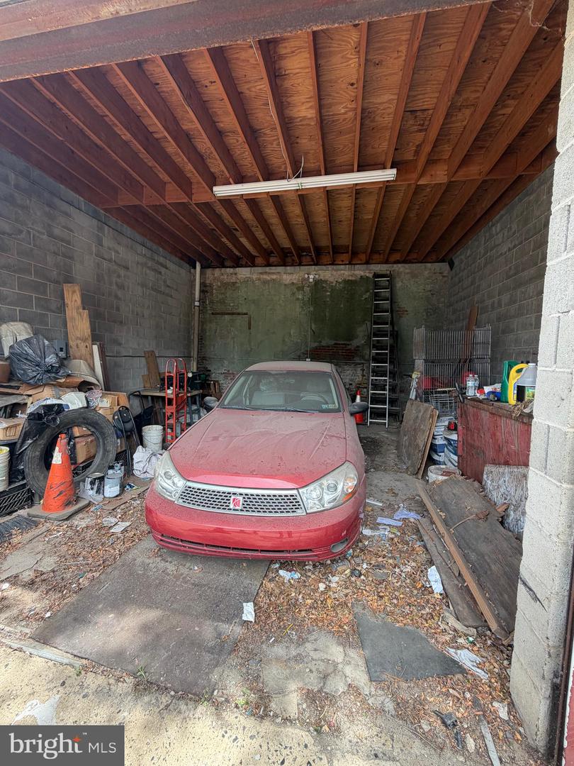 2201 N 7th St Property Photo 12