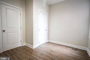 6408 Saybrook Ave Property Photo 8