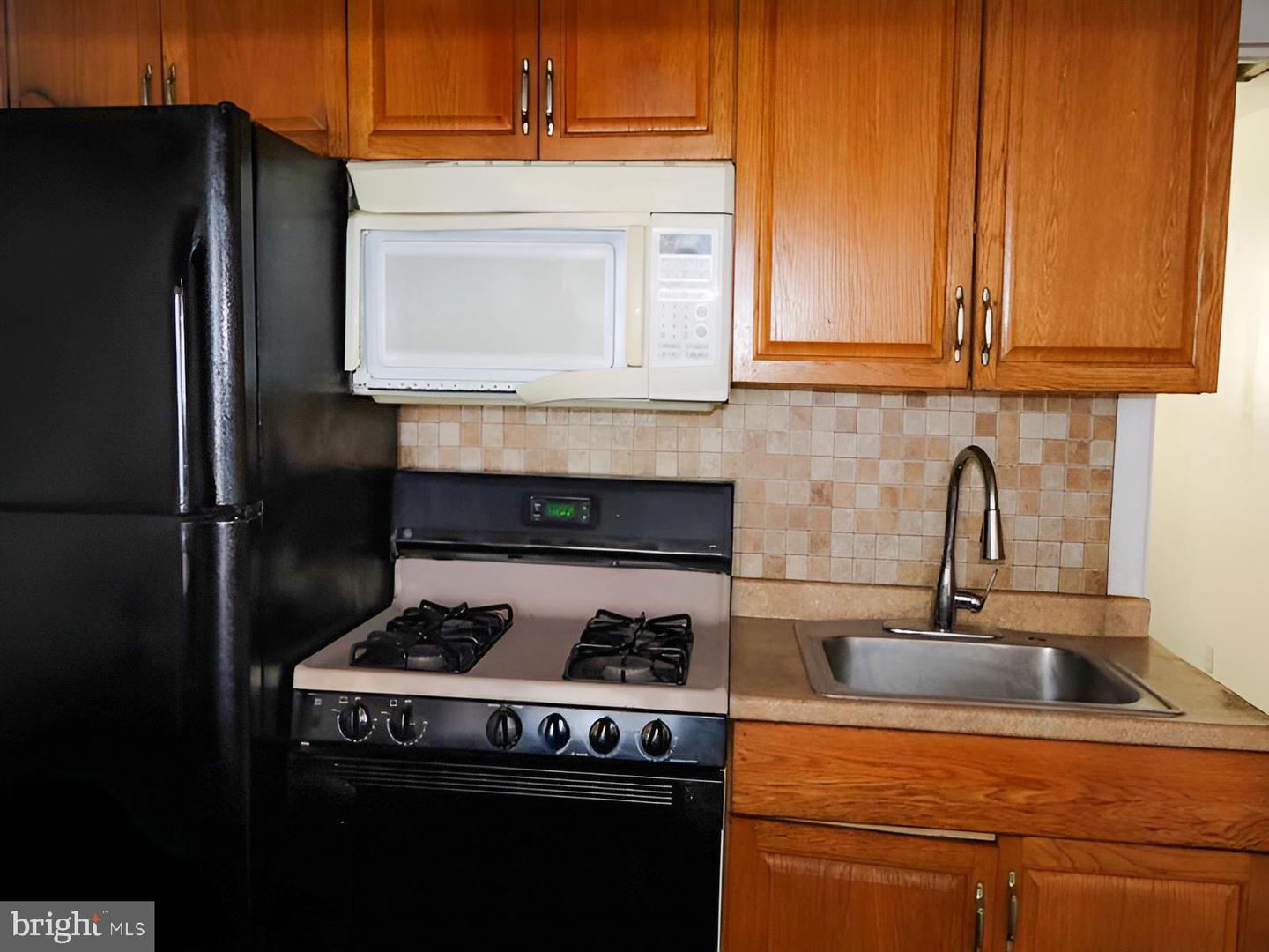 3333 Argyle St Property Photo 7