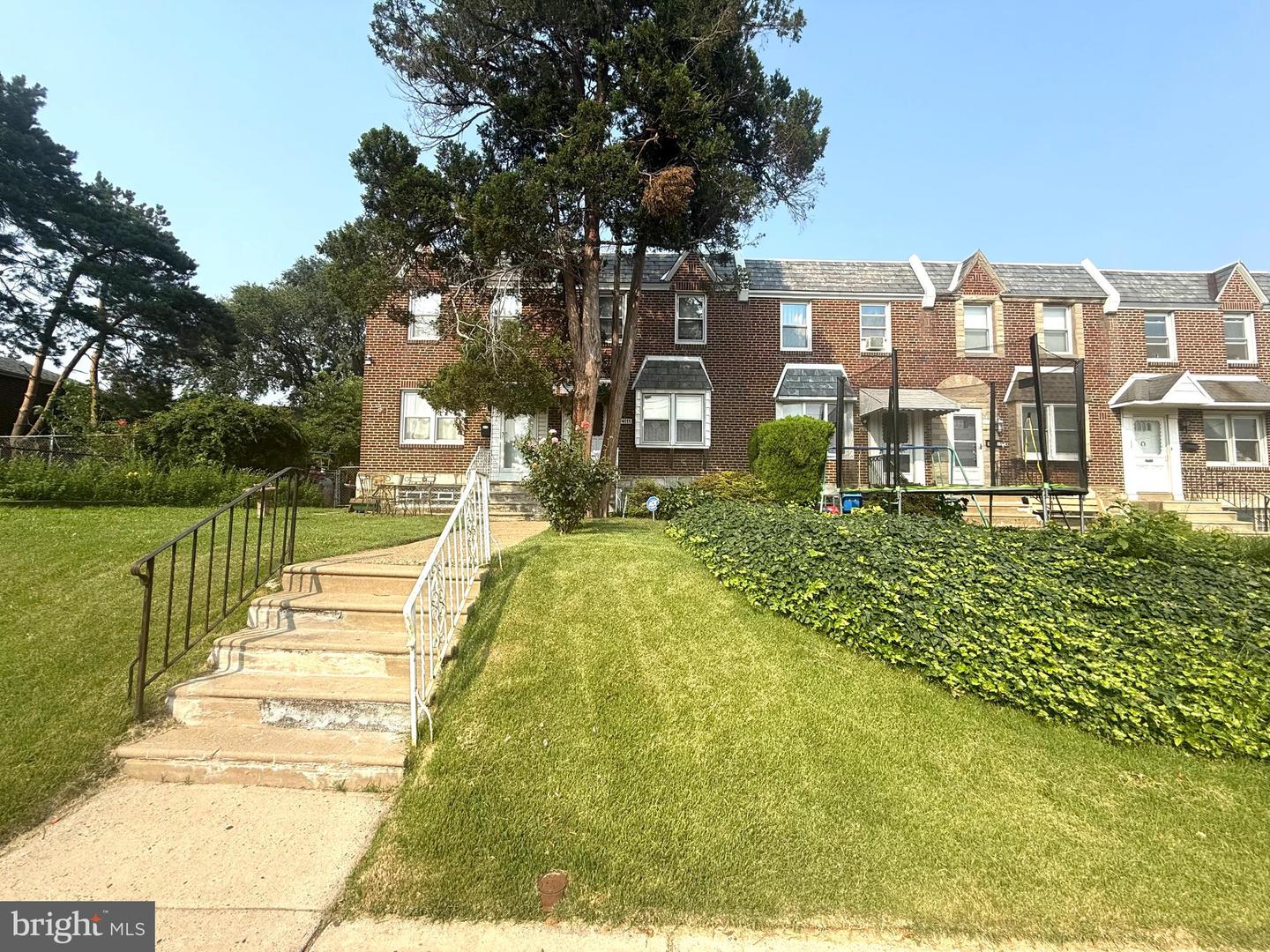 4111 Magee Ave Property Photo 1