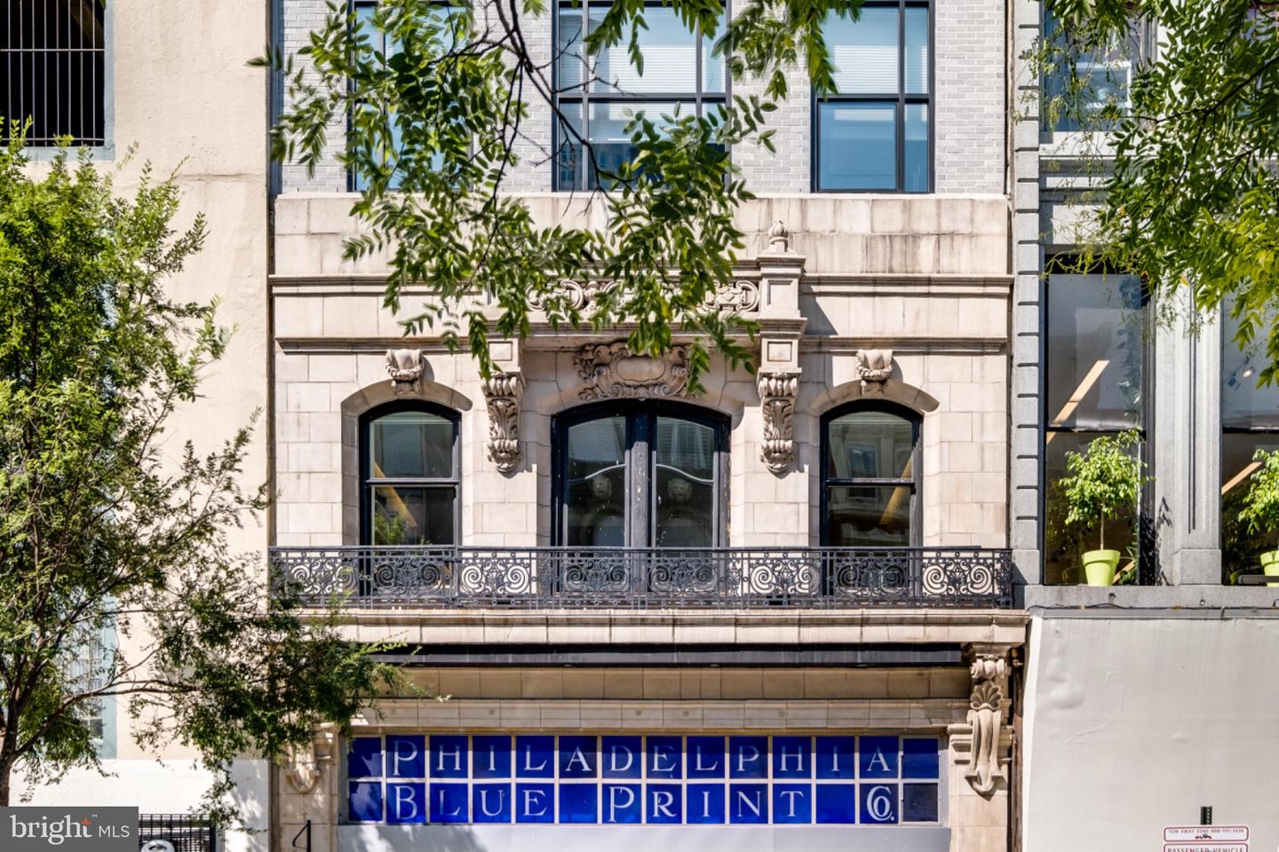 725 Chestnut #retail Property Photo 6