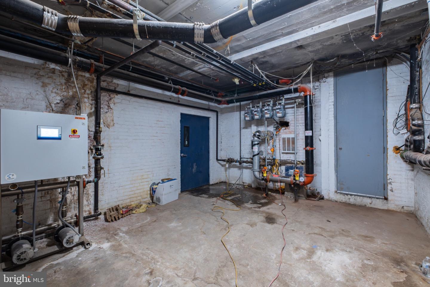 725 Chestnut #retail Property Photo 30