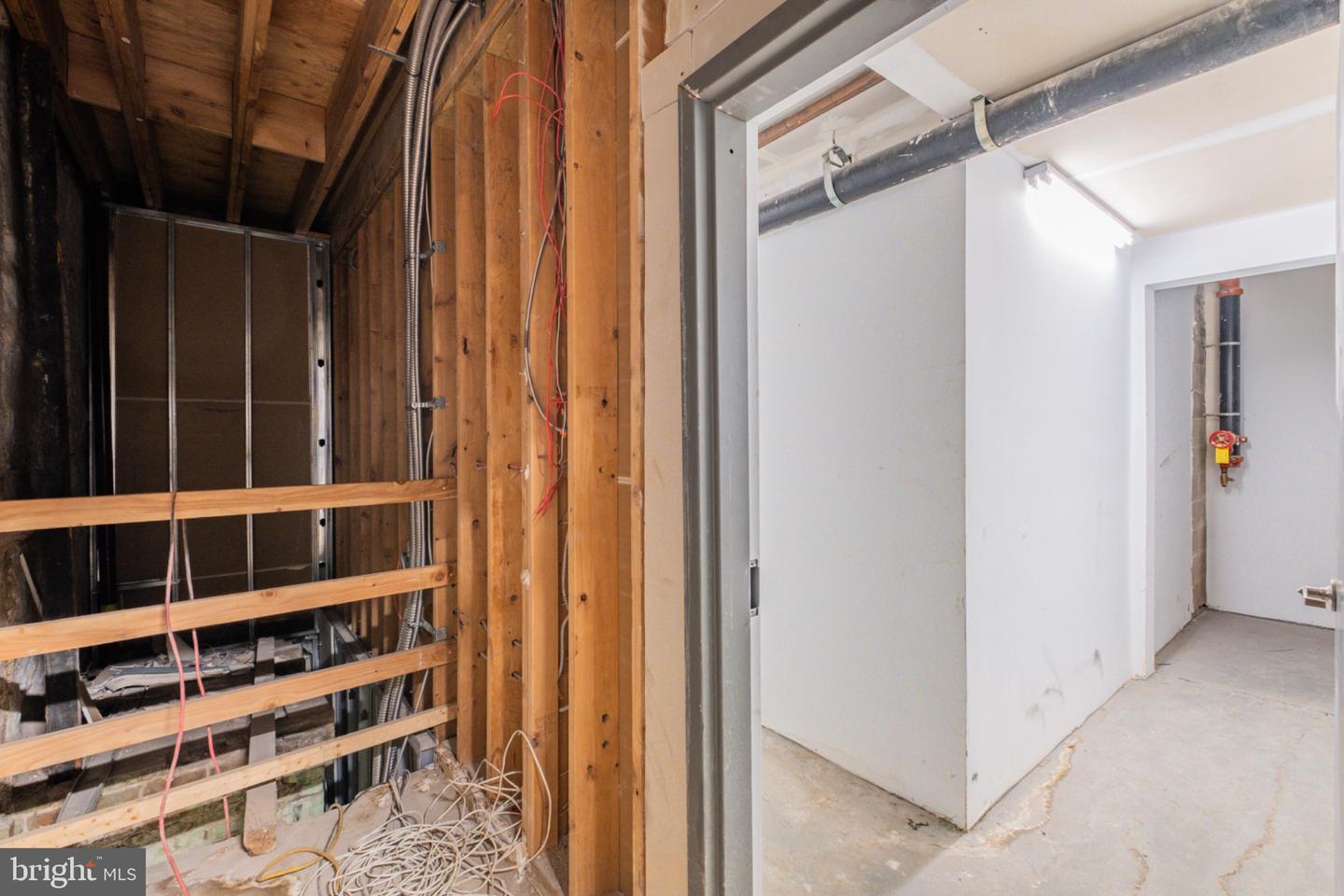 725 Chestnut #retail Property Photo 33