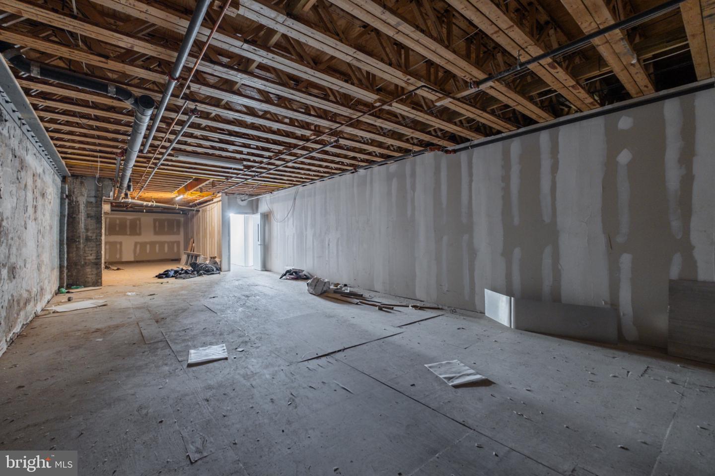 725 Chestnut #retail Property Photo 36