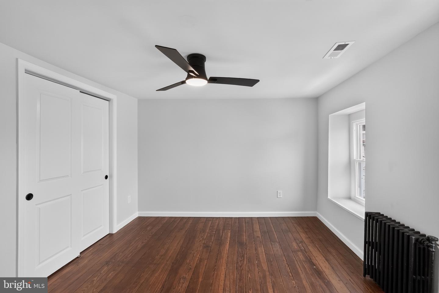 4469 Silverwood St Property Photo 12
