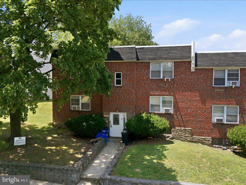 5982-84 Henry Ave Property Photo 10