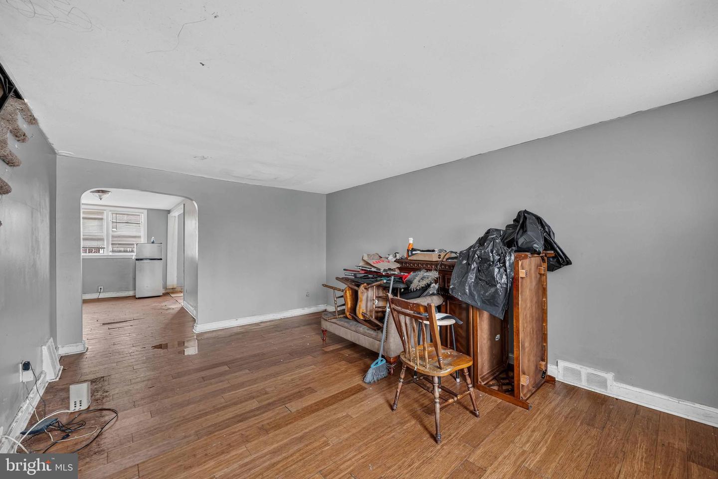 7620 Sherwood Rd Property Photo 4