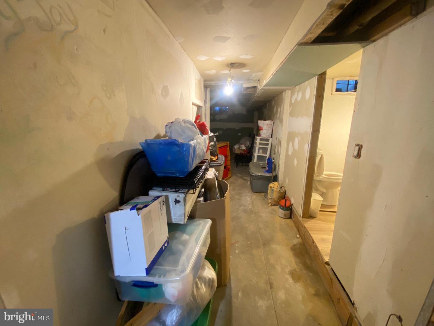 5326 Hedge St Property Photo 26