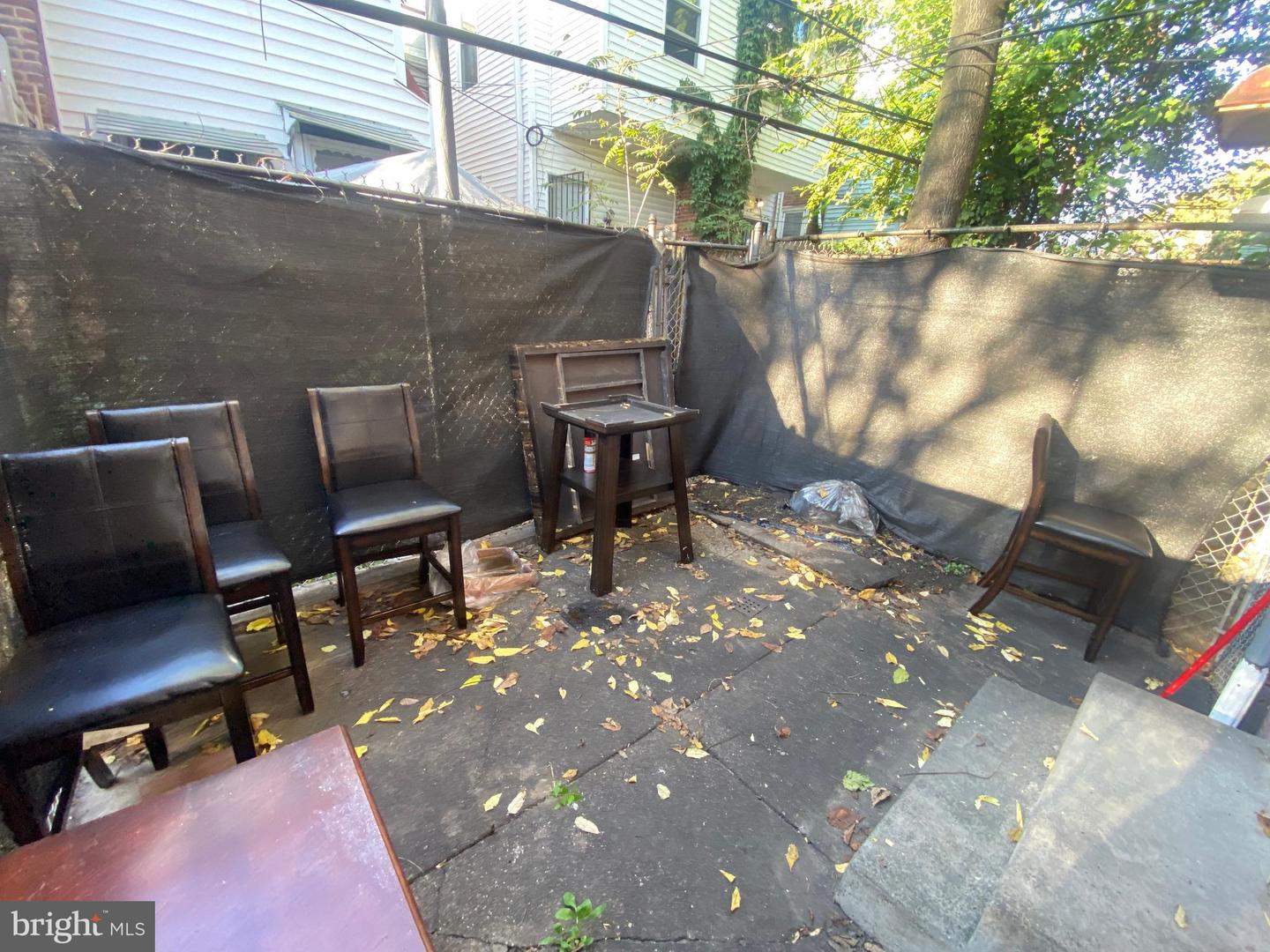 5326 Hedge St Property Photo 28