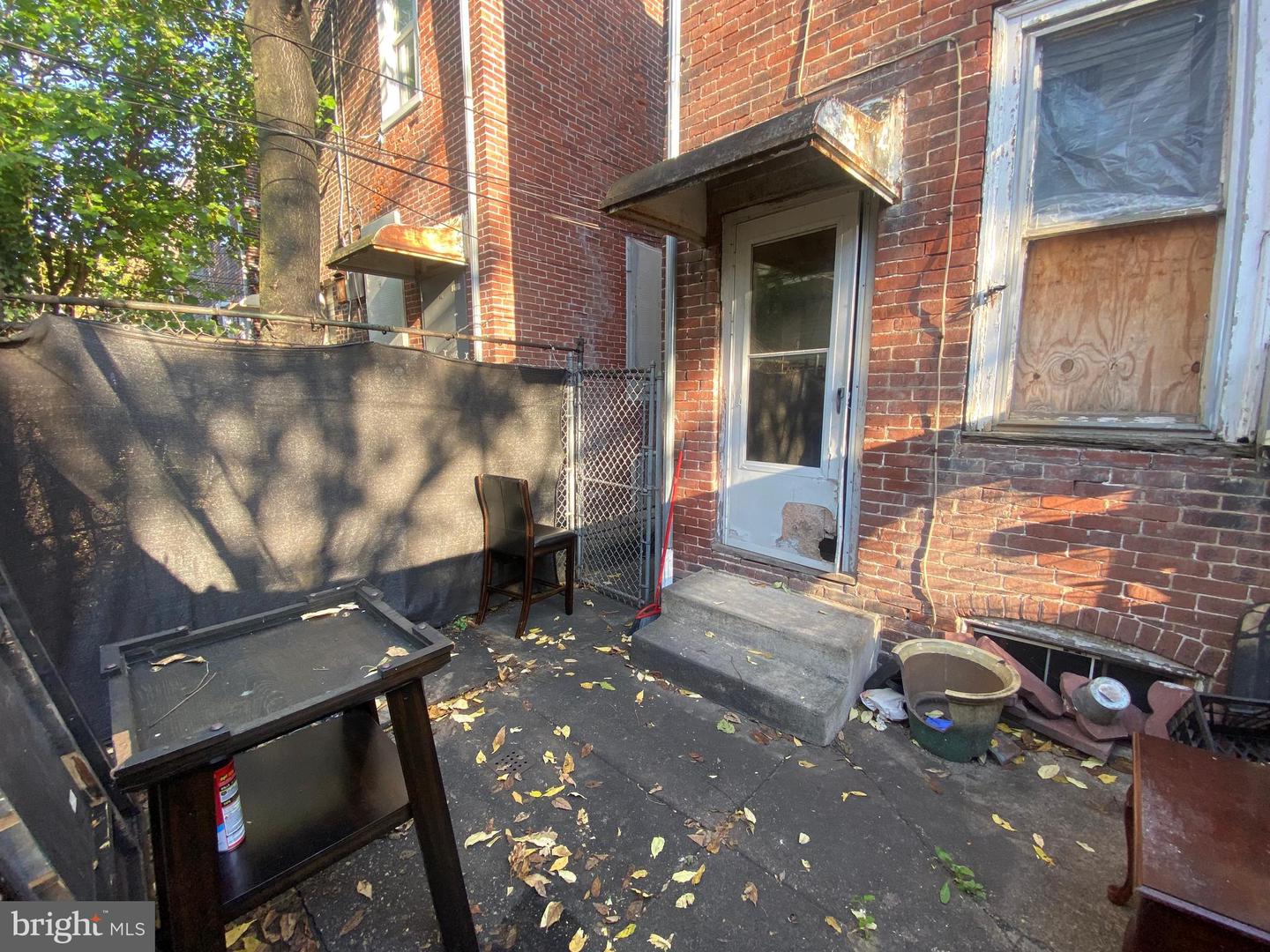 5326 Hedge St Property Photo 29