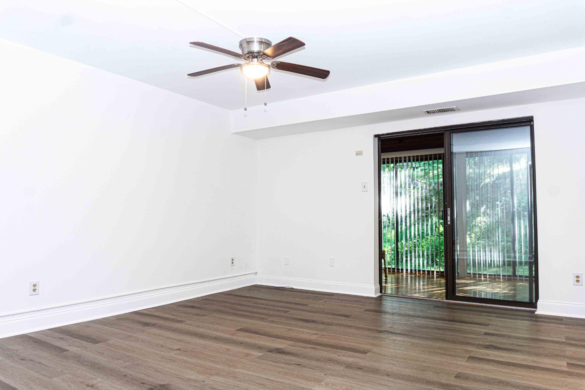 323 Shawmont Ave #c Property Photo 6