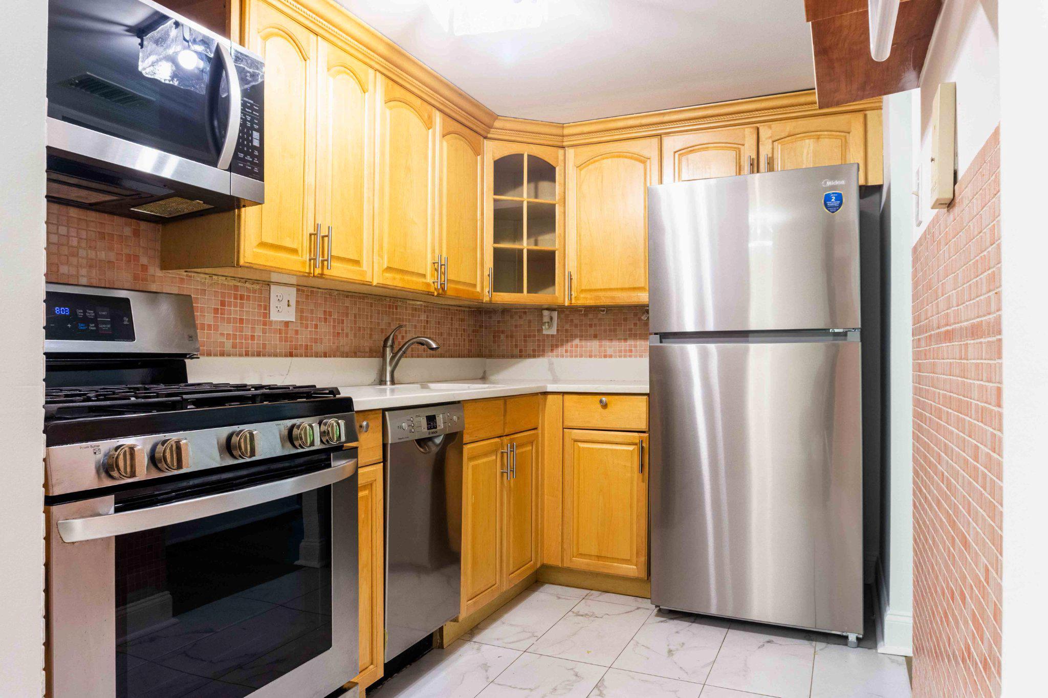 323 Shawmont Ave #c Property Photo 12