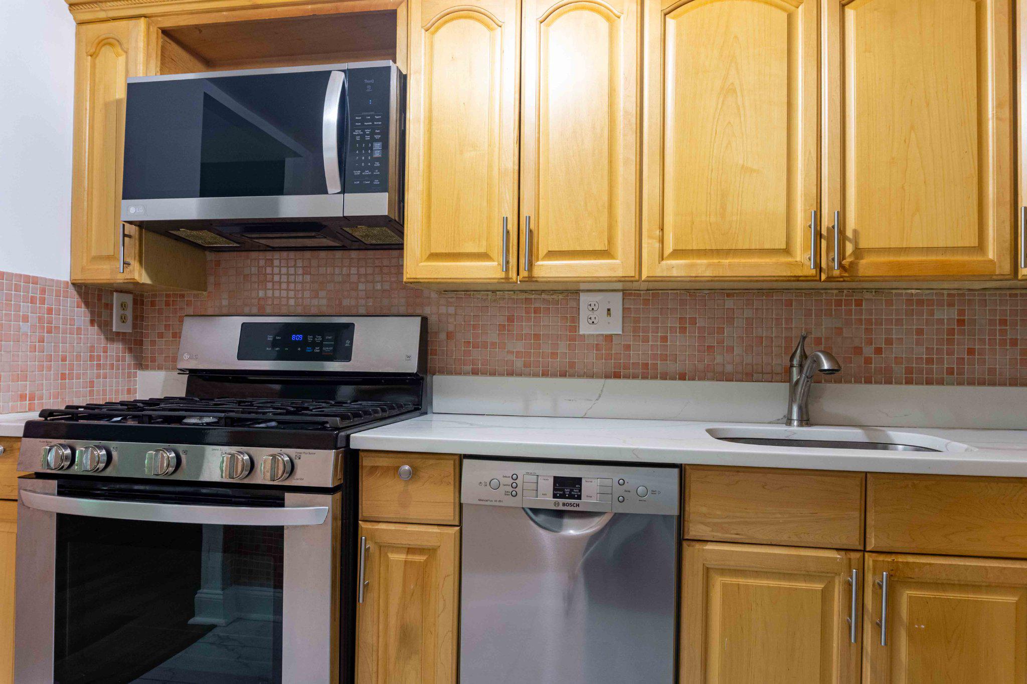 323 Shawmont Ave #c Property Photo 13