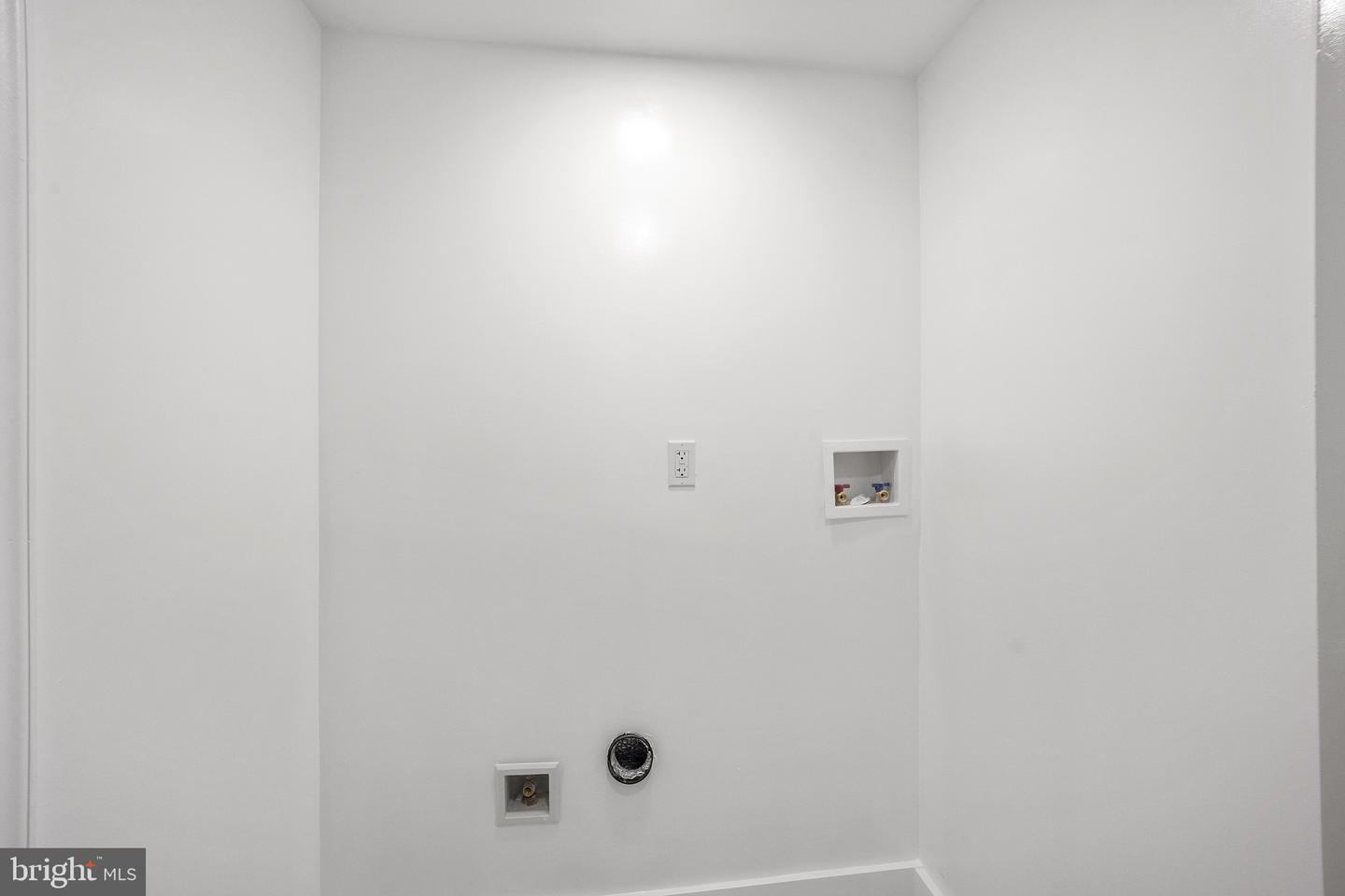 7337 E Walnut Ln Property Photo 29