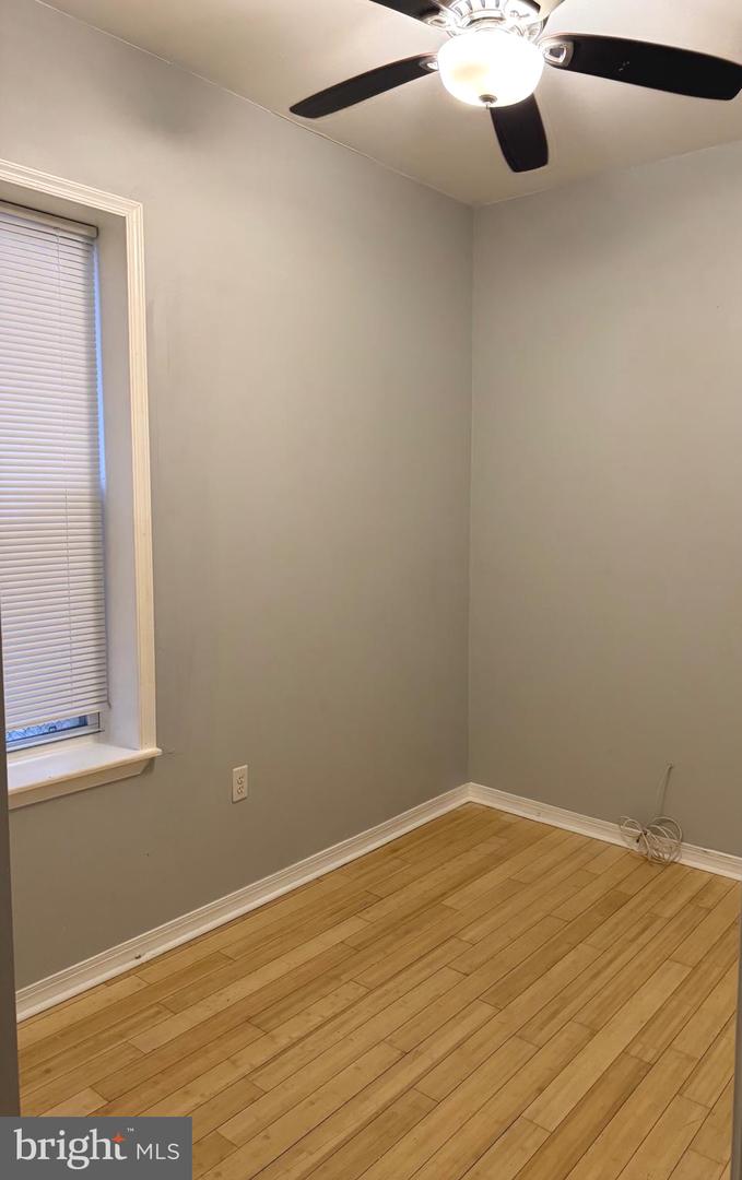3211 W Montgomery Ave Property Photo 17