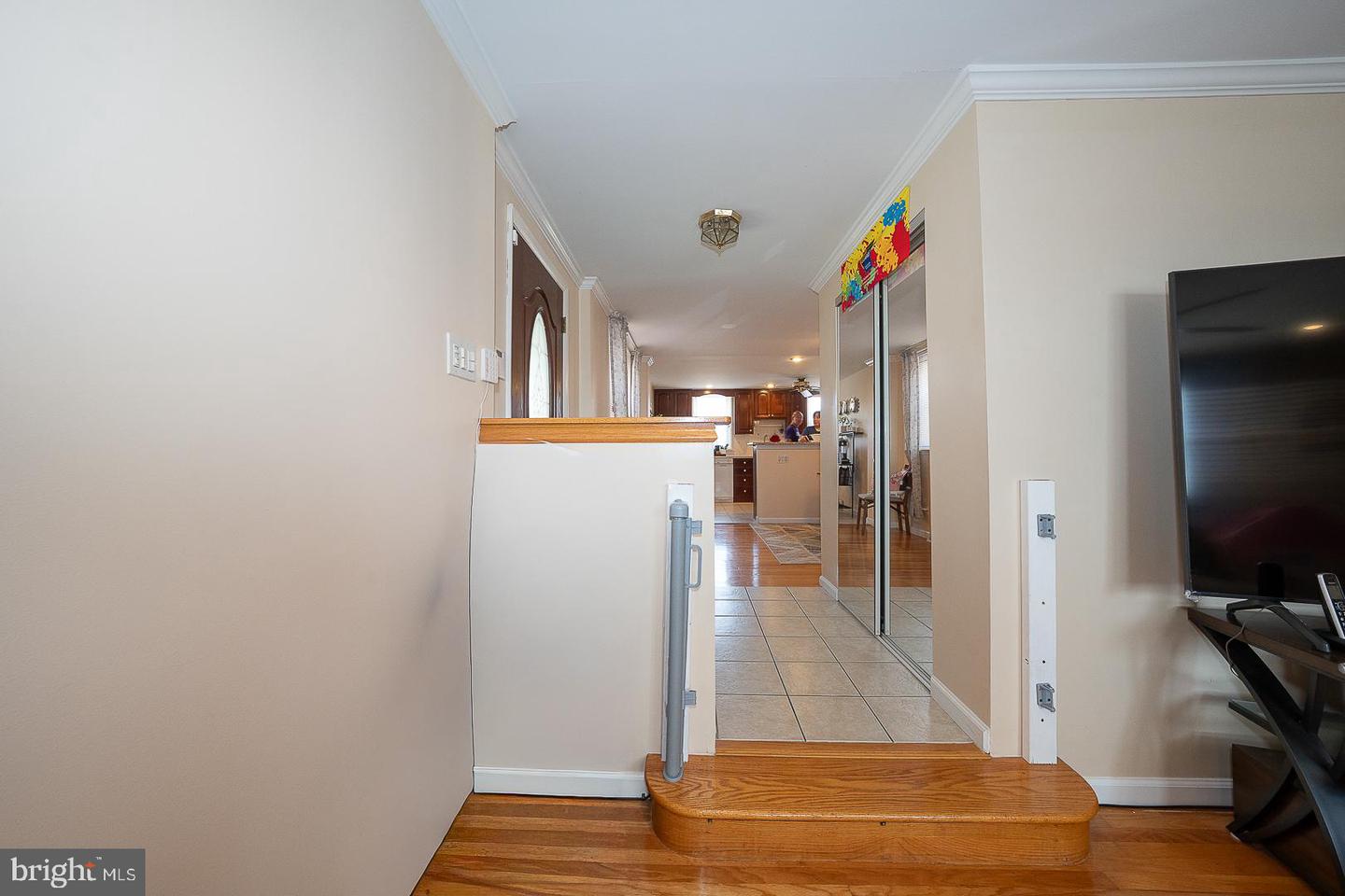 8910 Sylvia Ln Property Photo 10