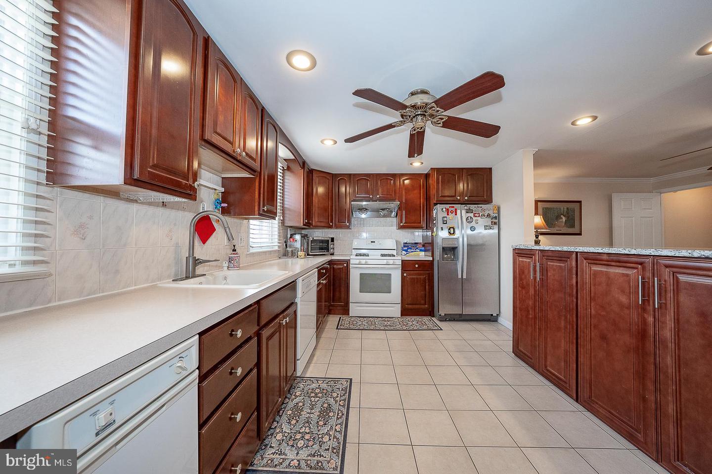 8910 Sylvia Ln Property Photo 19