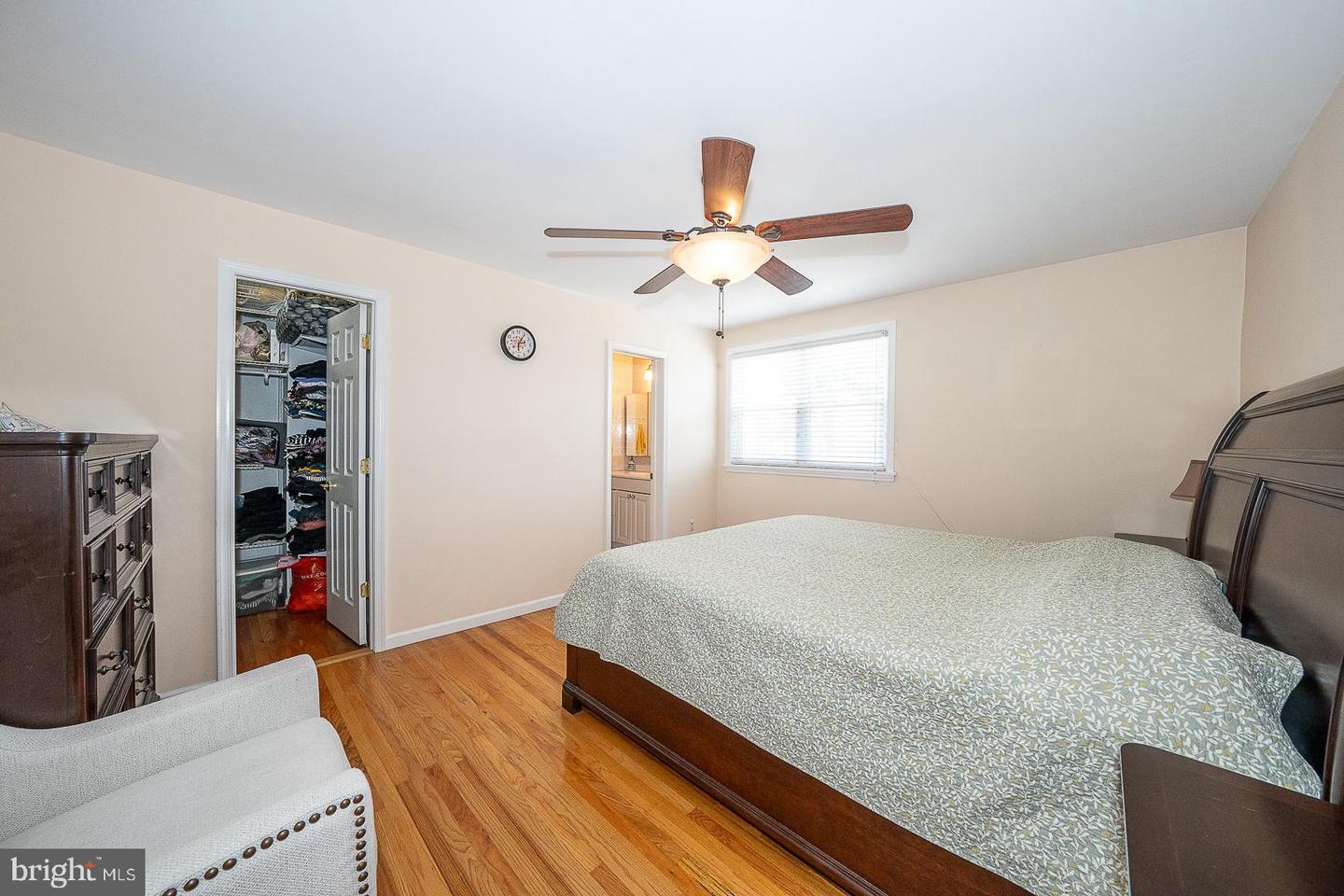 8910 Sylvia Ln Property Photo 25