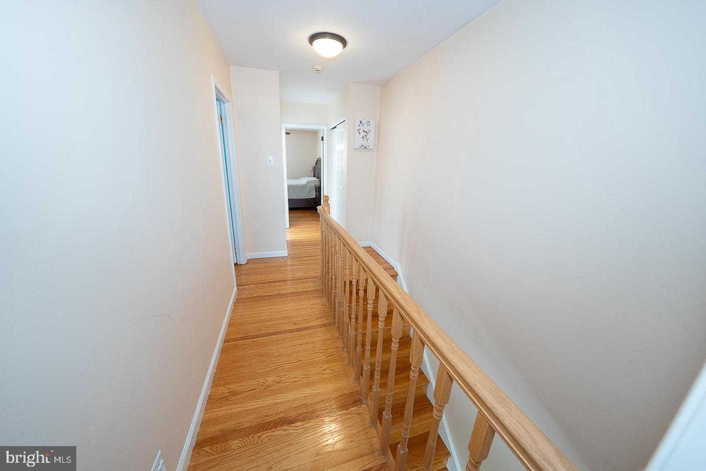 8910 Sylvia Ln Property Photo 32