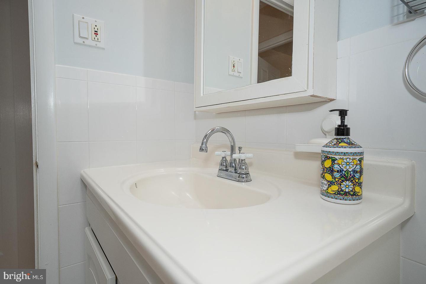 8910 Sylvia Ln Property Photo 36