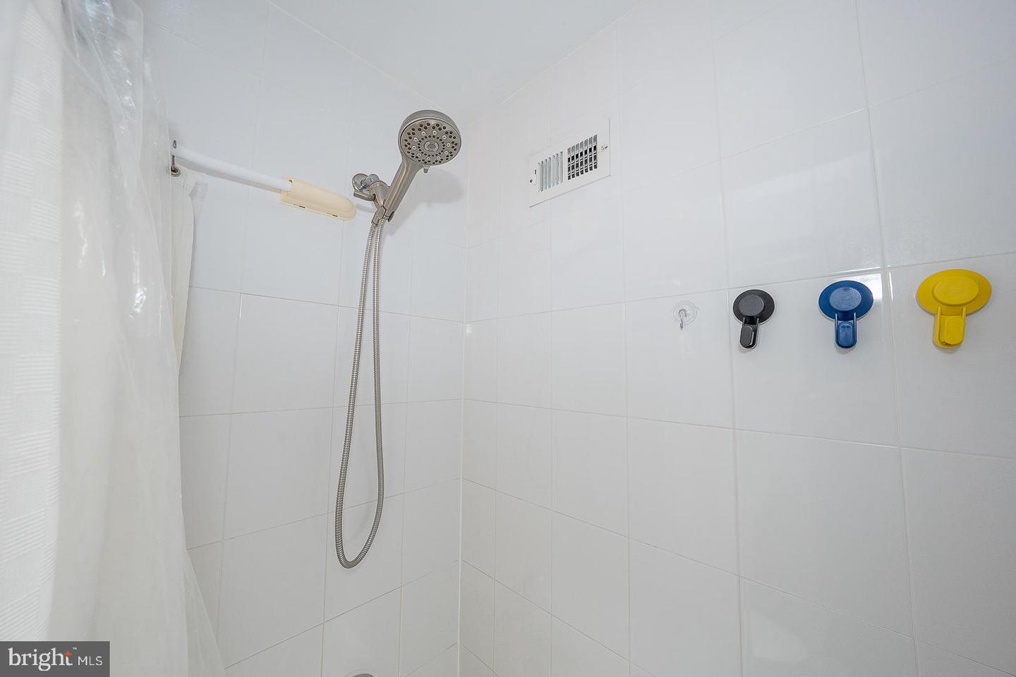 8910 Sylvia Ln Property Photo 37