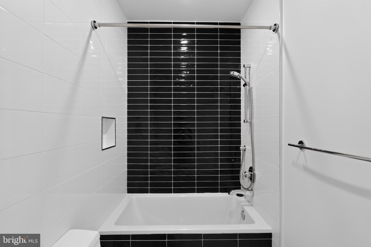 1405 Frankford Ave #409 Property Photo 13