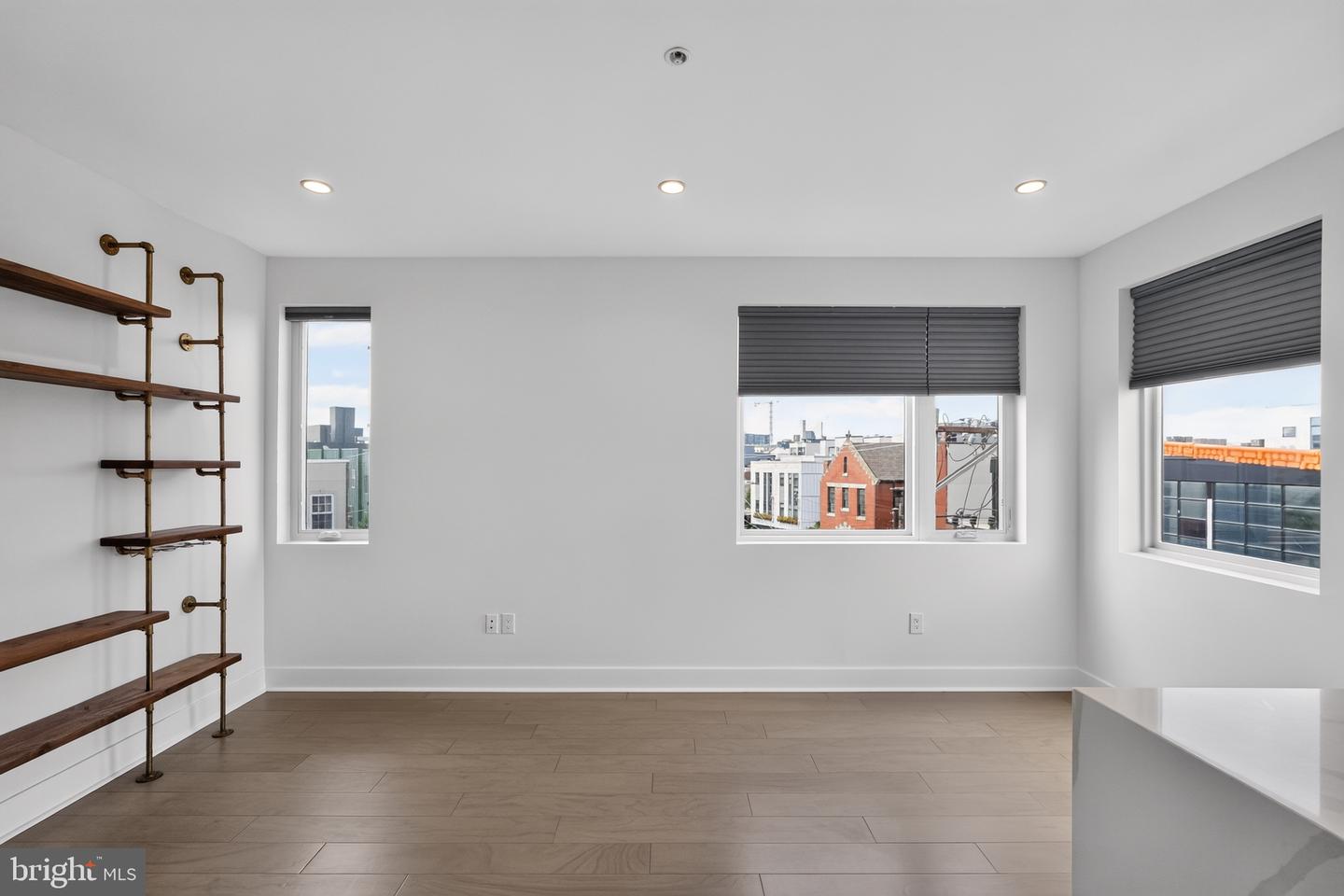 1405 Frankford Ave #409 Property Photo 21