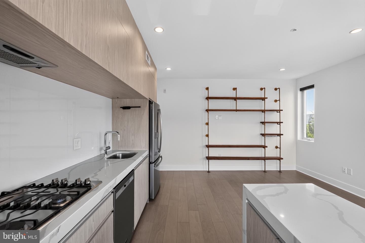 1405 Frankford Ave #409 Property Photo 32