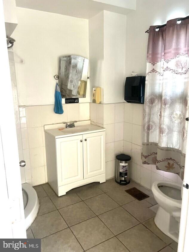 451-00 N 12th St #a Property Photo 7