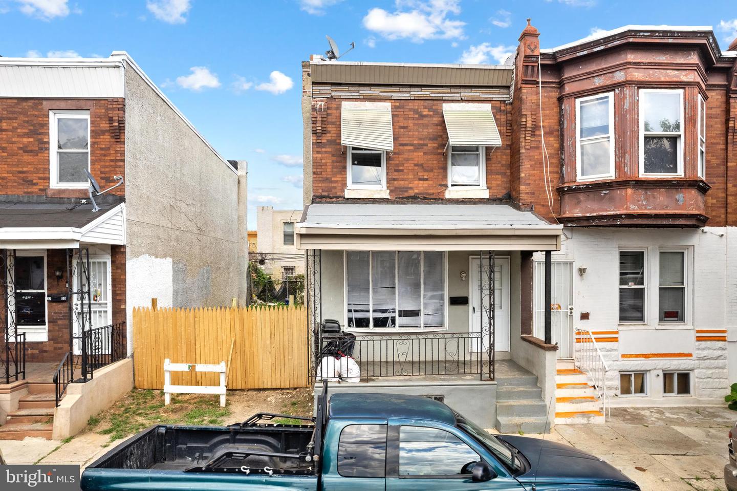 3233 Rorer St Property Photo 2
